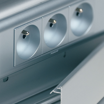 Cable management (DLP)